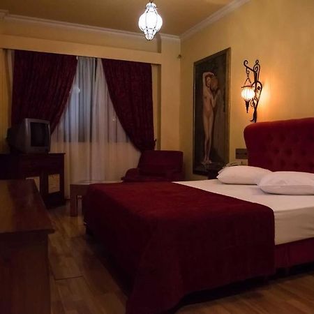 Alfa Hotel Pireo Esterno foto